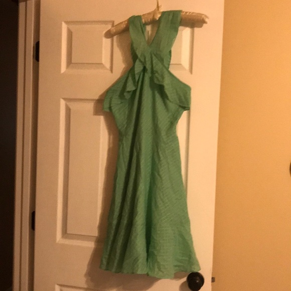 Banana Republic Dresses & Skirts - NWT Flirty Banana Republic Size 6 Cotton Dress ❤️